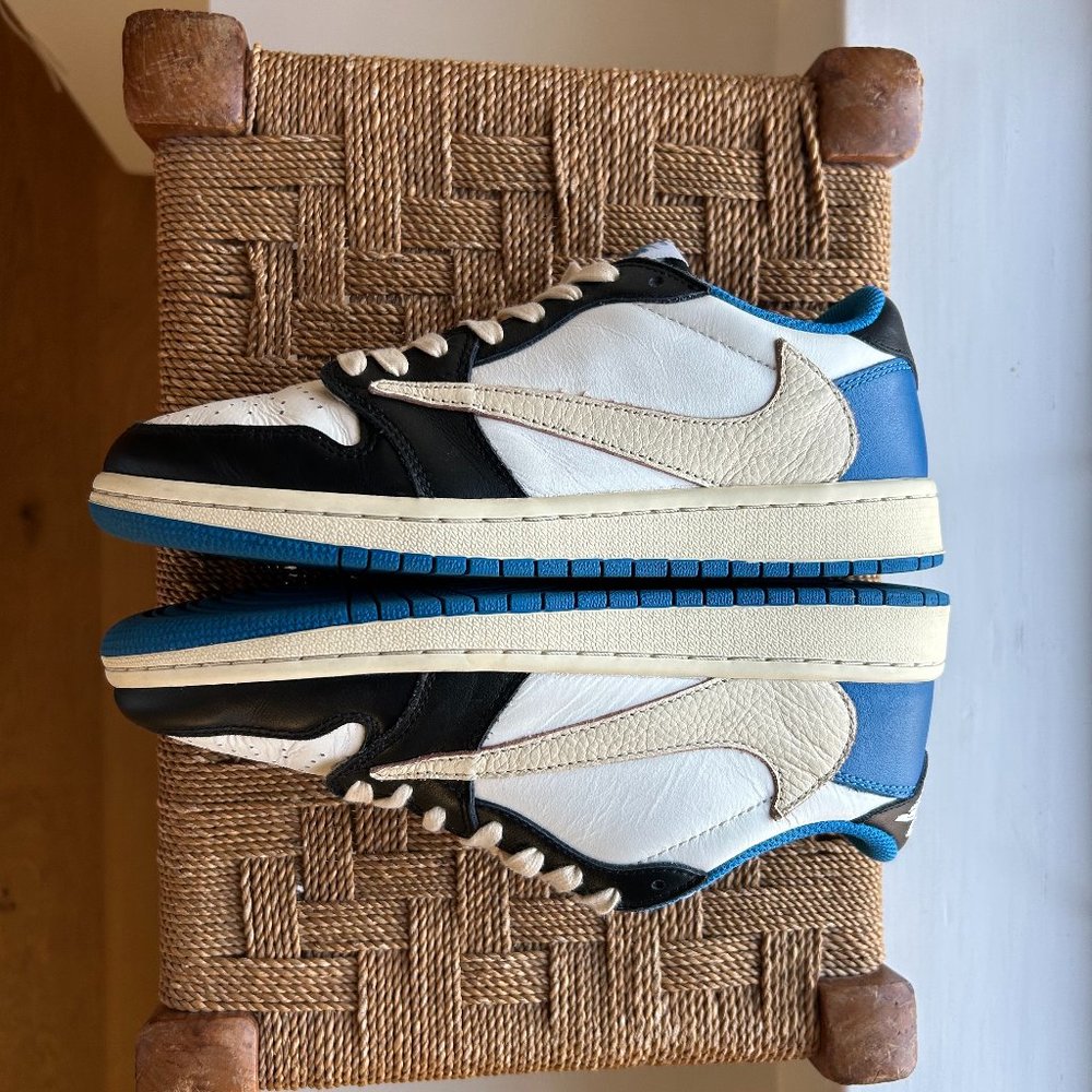 Travis Scott x Air Jordan 1 Retro low Fragment Design
